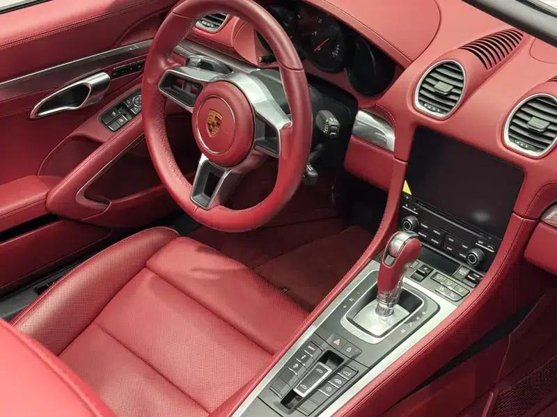 2022 Porsche 718 Boxster 2.0T — миниатюра 30