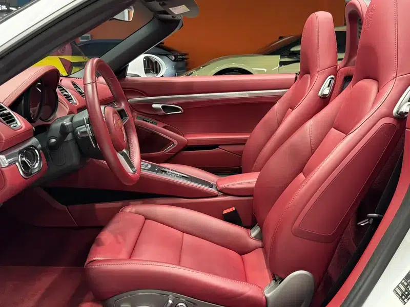 2022 Porsche 718 Boxster 2.0T — миниатюра 31