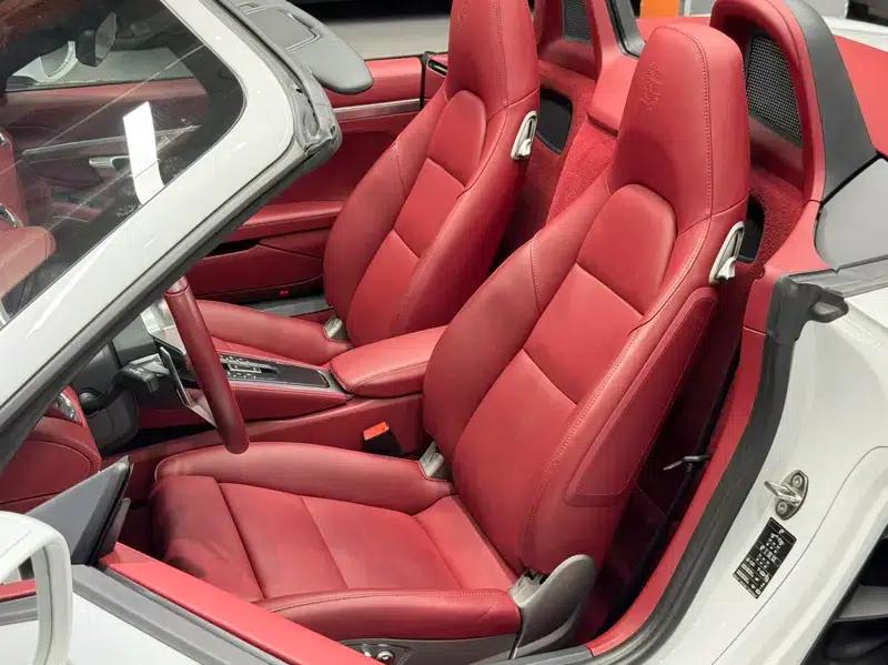 2022 Porsche 718 Boxster 2.0T — миниатюра 32