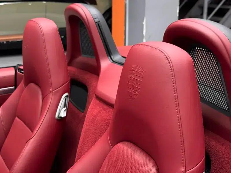 2022 Porsche 718 Boxster 2.0T — миниатюра 33
