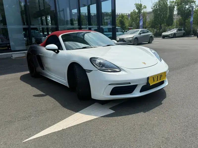 2018 Porsche 718 Boxster 2.0T — миниатюра 3