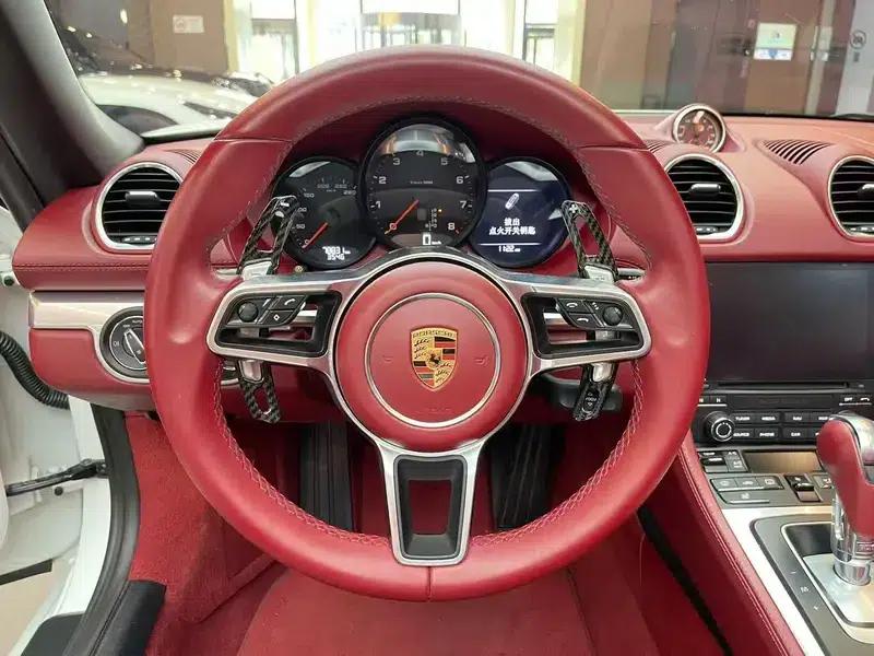 2016 Porsche 718 Boxster 2.0T — миниатюра 11