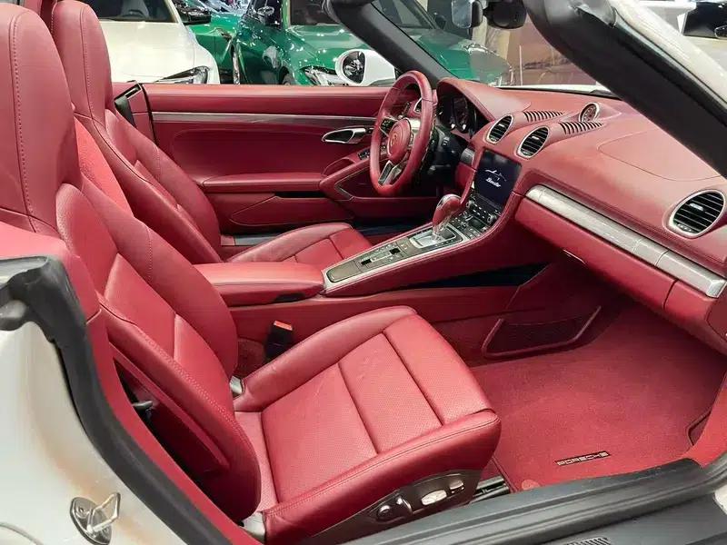 2016 Porsche 718 Boxster 2.0T — миниатюра 17