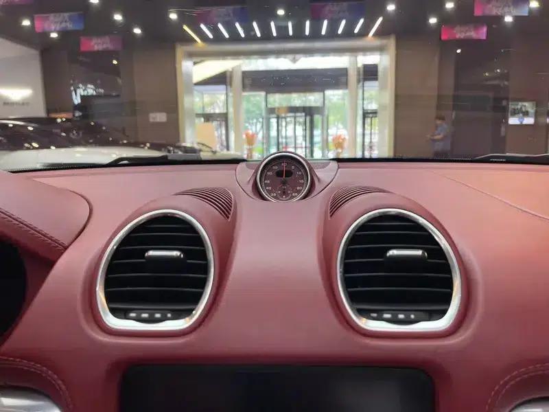 2016 Porsche 718 Boxster 2.0T — миниатюра 8