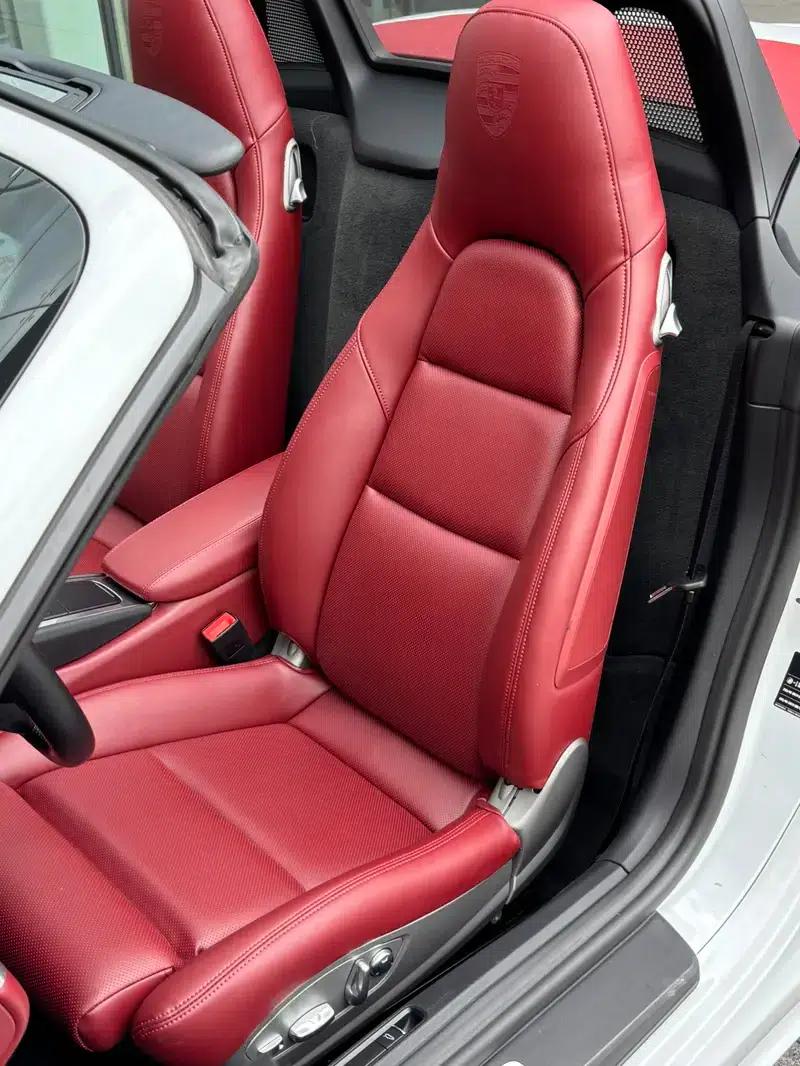 2016 Porsche 718 Boxster 2.0T — миниатюра 13