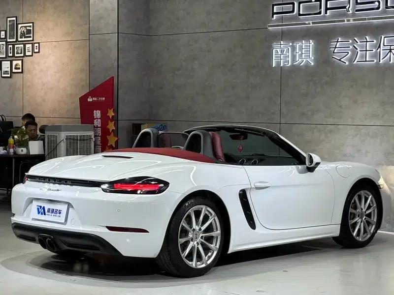 2016 Porsche 718 Boxster 2.0T — миниатюра 6