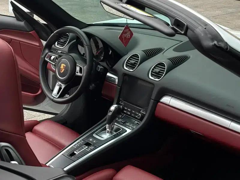 2016 Porsche 718 Boxster 2.0T — миниатюра 8