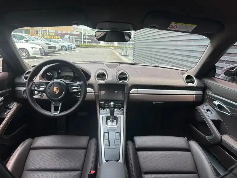 Porsche 718 Cayman 2023 2.0T — миниатюра 16
