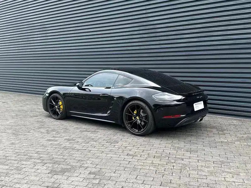 Porsche 718 Cayman 2023 2.0T — миниатюра 5