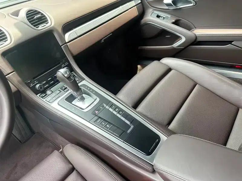 Porsche 718 Cayman 2023 2.0T — миниатюра 10
