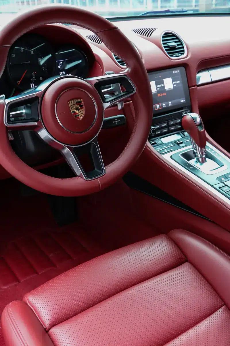 Porsche 718 Cayman 2016 2.0T — миниатюра 12