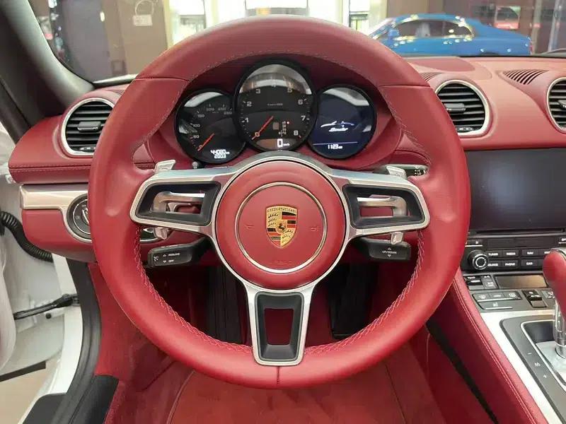 2020 Porsche 718 Boxster 2.0T — миниатюра 12
