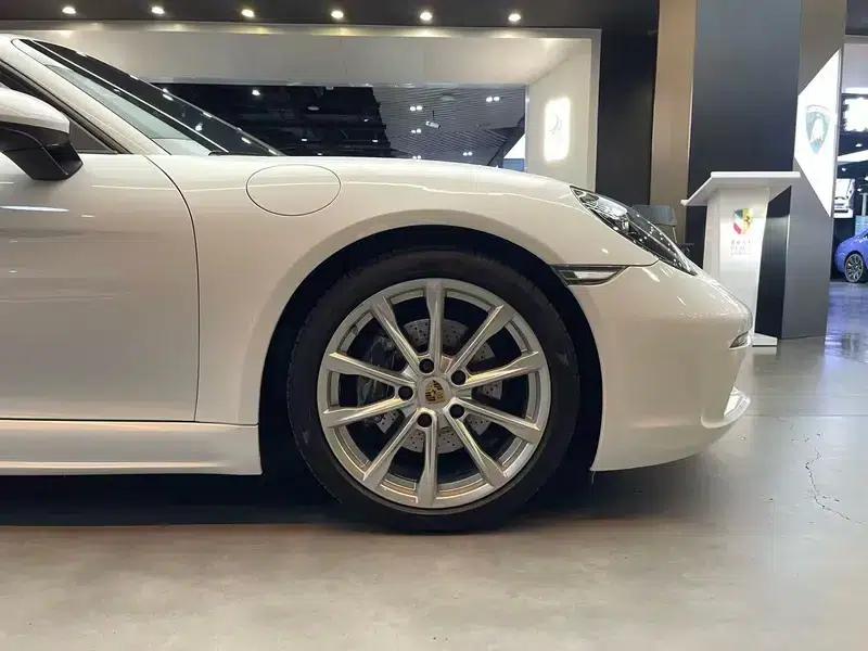 2020 Porsche 718 Boxster 2.0T — миниатюра 9