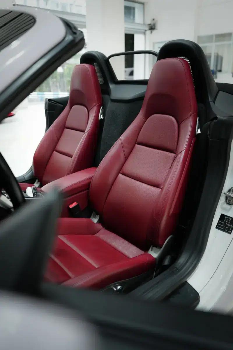 2018 Porsche 718 Boxster 2.0T — миниатюра 15
