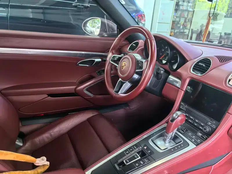 2020 Porsche 718 Boxster 2.0T — миниатюра 11