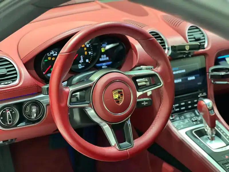 Porsche 718 Cayman 2016 2.0T — миниатюра 11