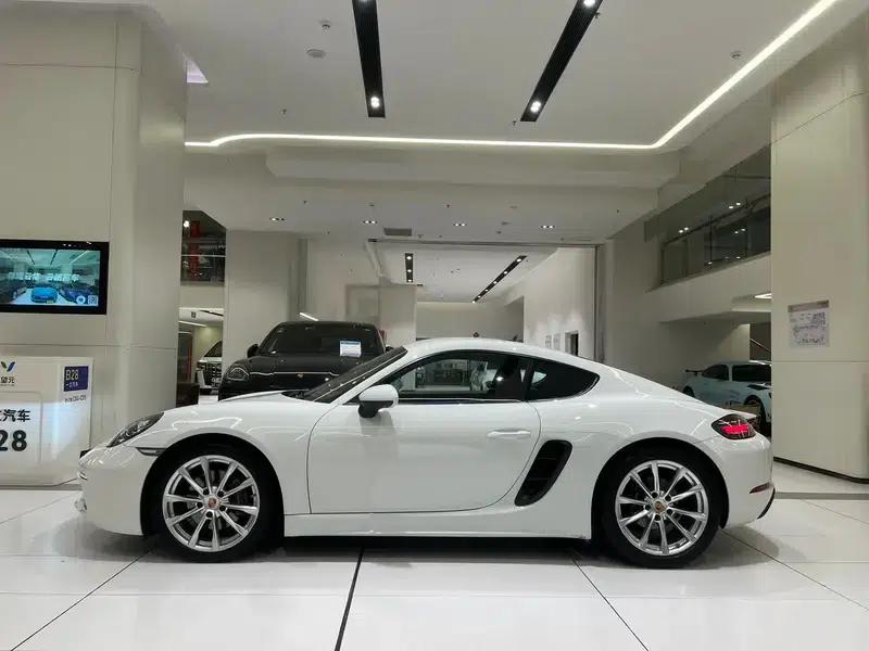 Porsche 718 Cayman 2016 2.0T — миниатюра 3