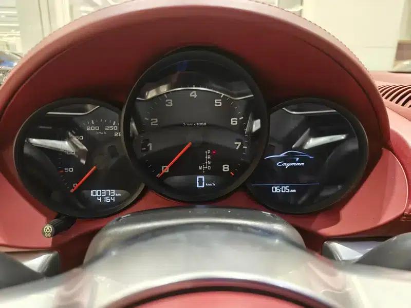 Porsche 718 Cayman 2016 2.0T — миниатюра 10