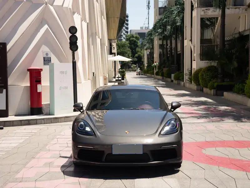 Porsche 718 Cayman 2020 2.0T — миниатюра 2