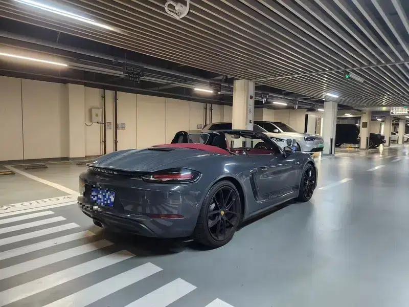 2023 Porsche 718 Boxster 2.0T — миниатюра 5