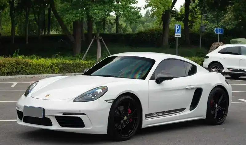 Porsche 718 Cayman 2020 2.0T — миниатюра 1