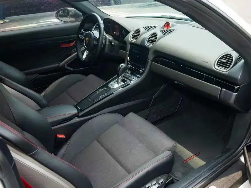 Porsche 718 Cayman 2020 2.0T — миниатюра 15