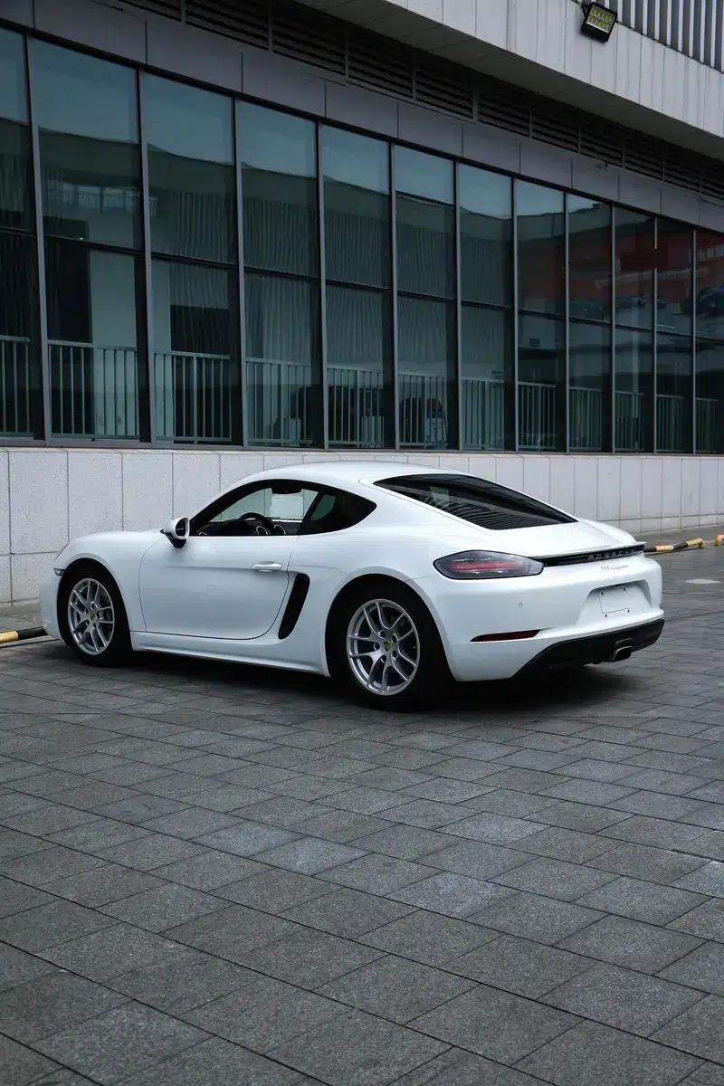 Porsche 718 Cayman 2018 2.0T — миниатюра 4