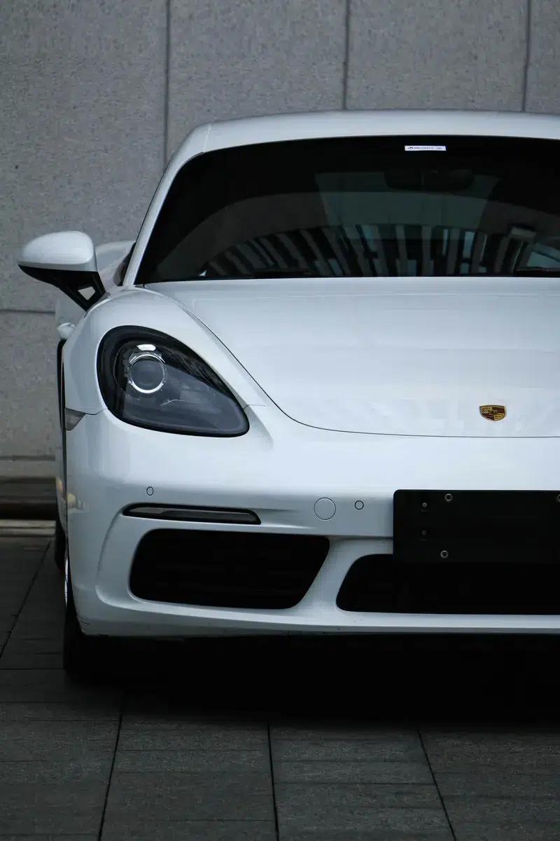 Porsche 718 Cayman 2018 2.0T — миниатюра 10
