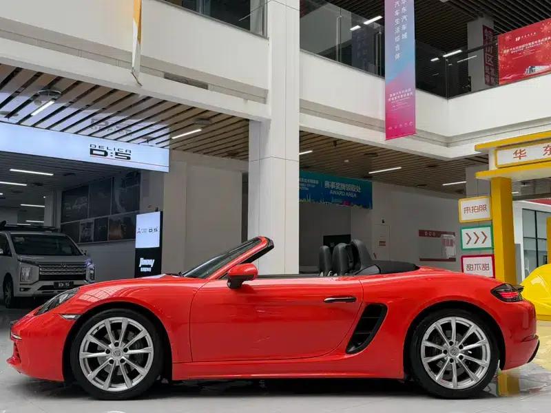 2018 Porsche 718 Boxster 2.0T — миниатюра 12