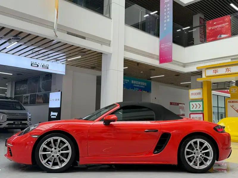 2018 Porsche 718 Boxster 2.0T — миниатюра 4