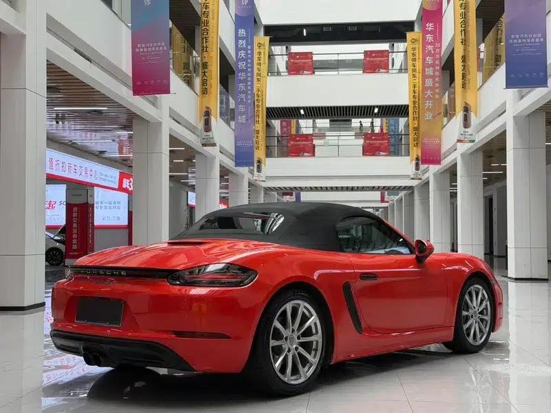 2018 Porsche 718 Boxster 2.0T — миниатюра 7