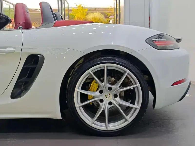 2016 Porsche 718 Boxster 2.0T — миниатюра 7