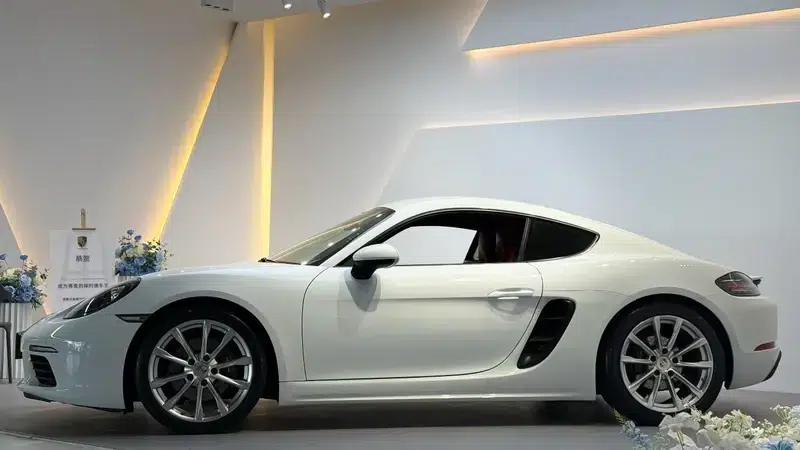 Porsche 718 2019 2.0T Automatic Rear-Wheel Drive 2-Seater (Parallel Import) — миниатюра 3