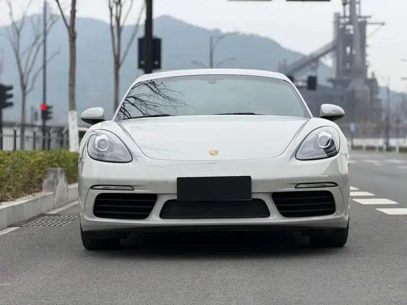 Porsche 718 Cayman 2020 2.0T — миниатюра 2