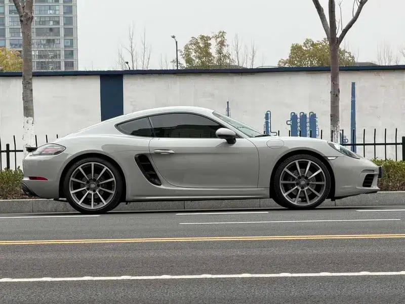 Porsche 718 Cayman 2020 2.0T — миниатюра 7