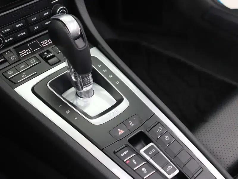 2016 Porsche 718 Boxster 2.0T — миниатюра 20