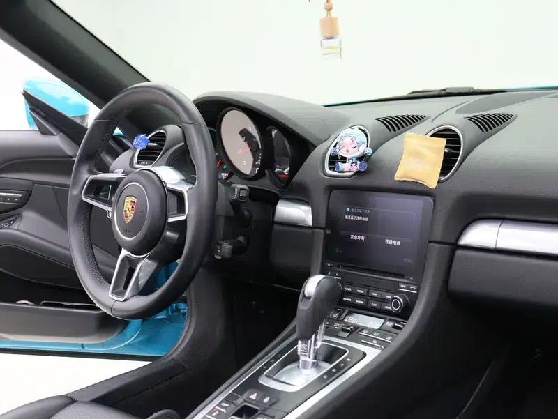 2016 Porsche 718 Boxster 2.0T — миниатюра 22