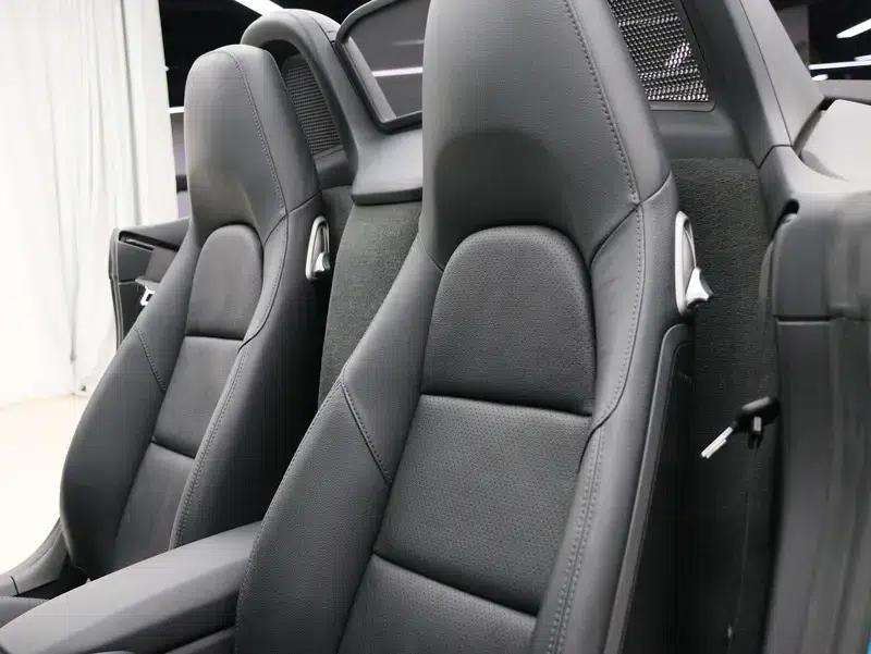 2016 Porsche 718 Boxster 2.0T — миниатюра 25