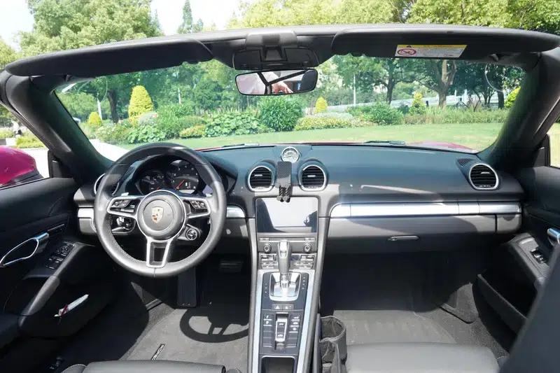 2023 Porsche 718 Boxster 2.0T — миниатюра 12