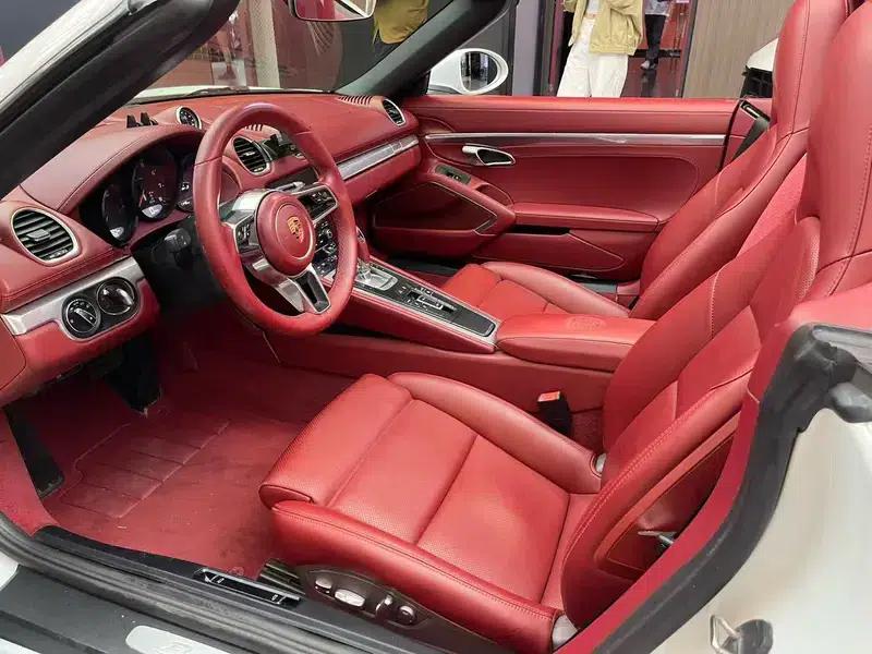 2016 Porsche 718 Boxster 2.0T — миниатюра 16
