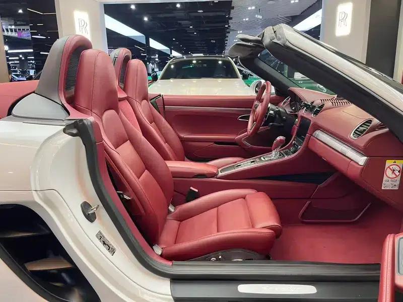 2016 Porsche 718 Boxster 2.0T — миниатюра 17