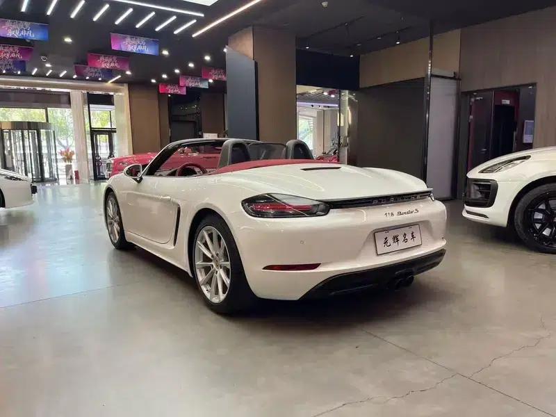 2016 Porsche 718 Boxster 2.0T — миниатюра 5