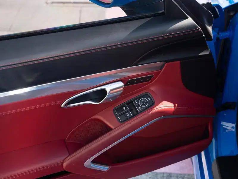 Porsche 718 Cayman 2023 2.0T — миниатюра 17