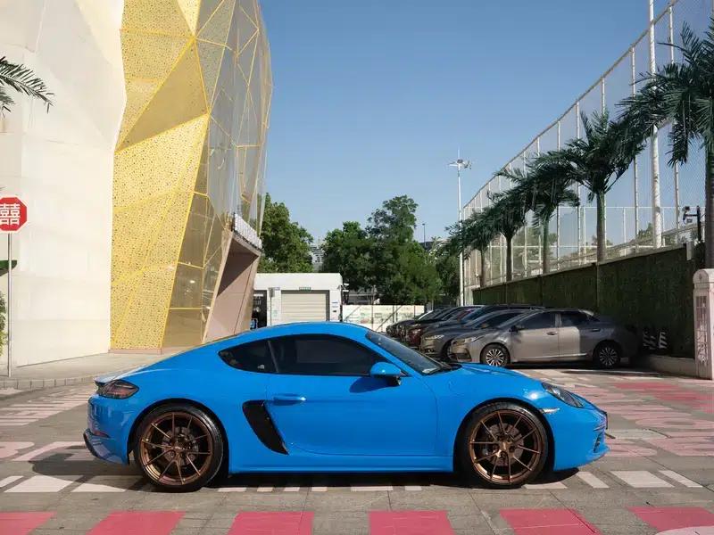 Porsche 718 Cayman 2023 2.0T — миниатюра 5