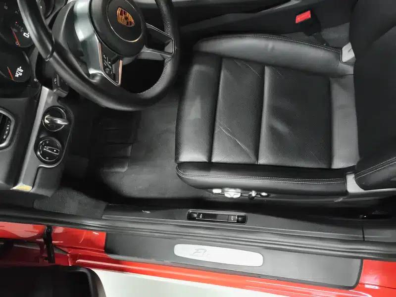2018 Porsche 718 Boxster 2.0T — миниатюра 23