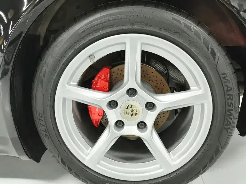 2018 Porsche 718 Boxster 2.0T — миниатюра 26