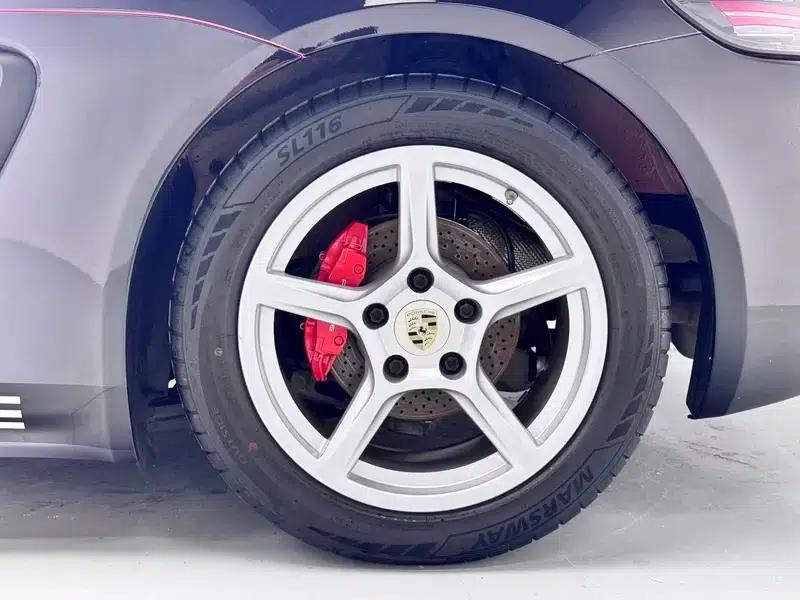 2018 Porsche 718 Boxster 2.0T — миниатюра 9