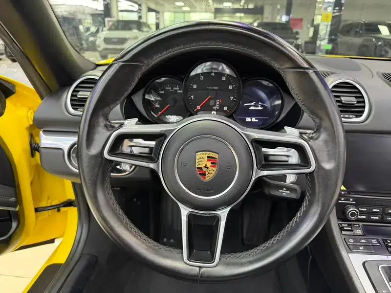 2018 Porsche 718 Boxster 2.0T — миниатюра 9