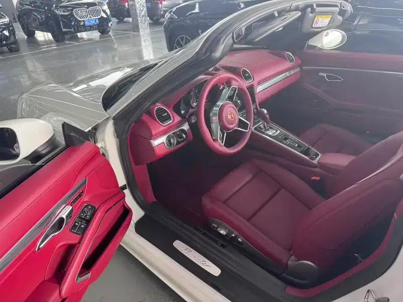 2020 Porsche 718 Boxster 2.0T — миниатюра 16