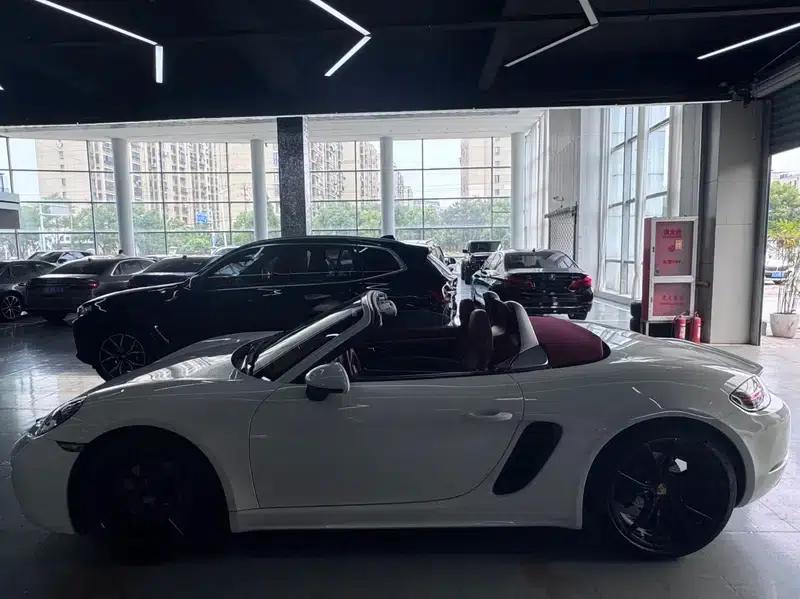 2020 Porsche 718 Boxster 2.0T — миниатюра 4